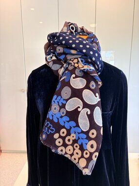 Robert Talbot, Italian Wool Scarf Made in Italy, 25" x 72"